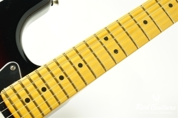 American Professional Classic Stratocaster HSS - 3 Color Sunburst